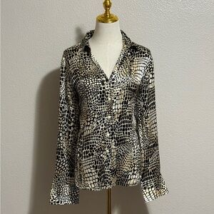 Vintage Talbots Animal Print Women’s Long Sleeve Size 14 Silk Blend Button Up